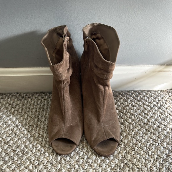 Open Toe Booties - Picture 2 of 7